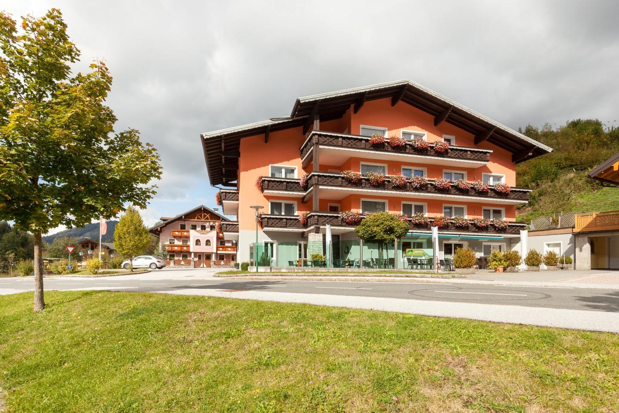 Gasthof Sagwirt Hotel Krispl Exterior photo